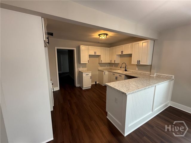 1210 W 42nd Street, Savannah, GA 31415