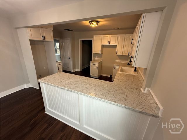 1210 W 42nd Street, Savannah, GA 31415