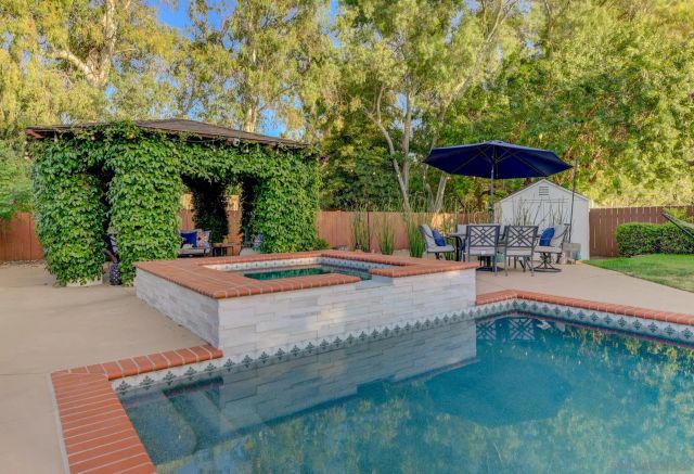 13555 Sagewood Dr, Poway, CA 92064