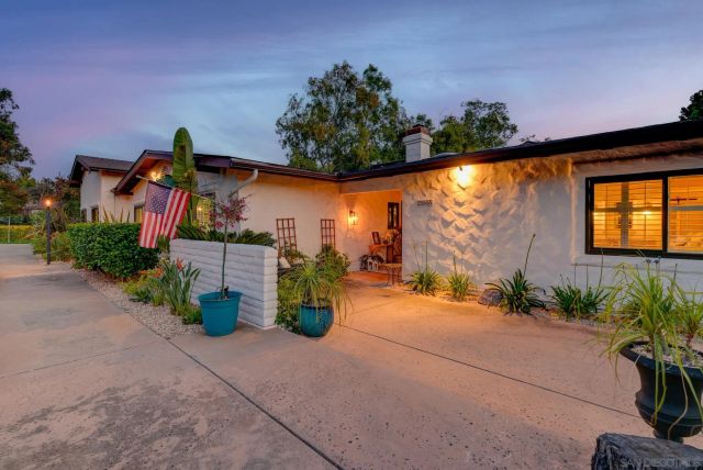 13555 Sagewood Dr, Poway, CA 92064