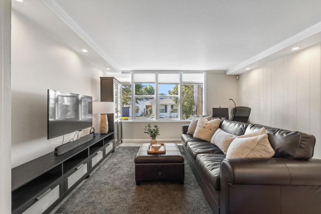 2655 Edison Street 102, San Mateo, CA 94403