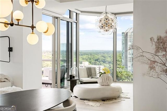 2795 Peachtree Road NE 1701, Atlanta, GA 30305