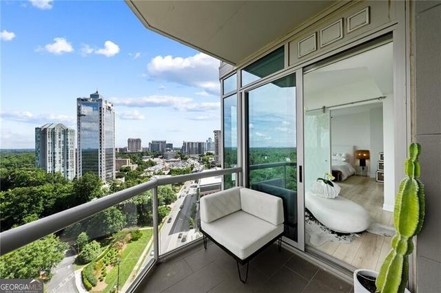 2795 Peachtree Road NE 1701, Atlanta, GA 30305