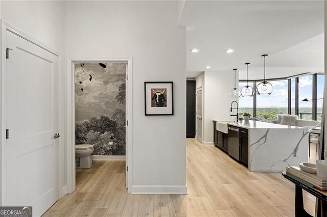 2795 Peachtree Road NE 1701, Atlanta, GA 30305