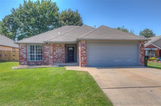 2716 S Narcissus Avenue, Broken Arrow, OK 74012
