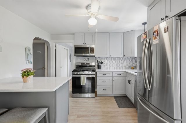 36 Glenn Road, Lowell, MA 01852