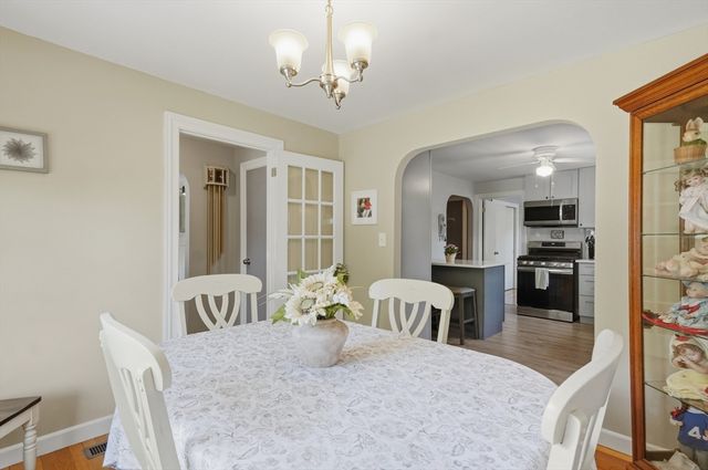 36 Glenn Road, Lowell, MA 01852