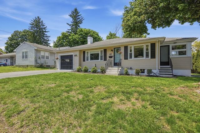 36 Glenn Road, Lowell, MA 01852