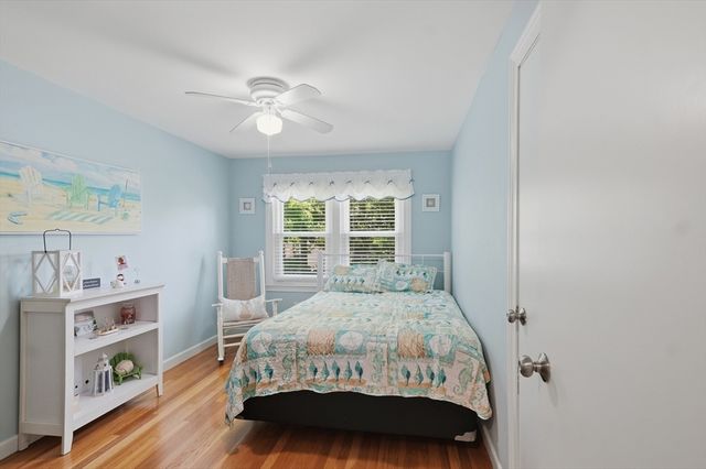 36 Glenn Road, Lowell, MA 01852