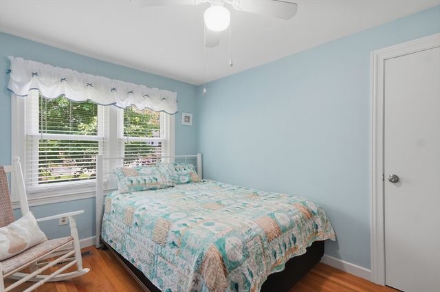 36 Glenn Road, Lowell, MA 01852