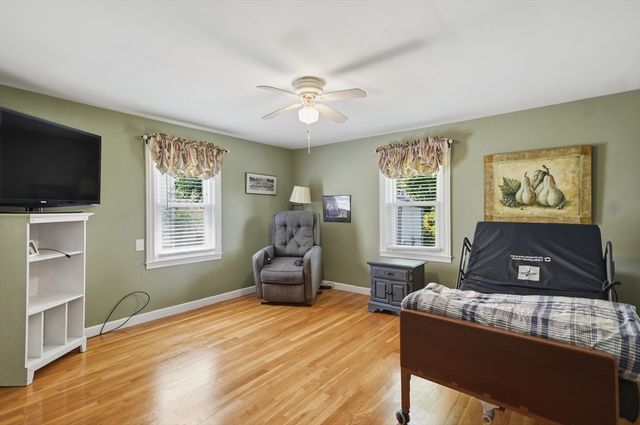 36 Glenn Road, Lowell, MA 01852