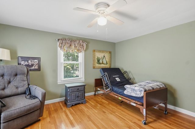 36 Glenn Road, Lowell, MA 01852