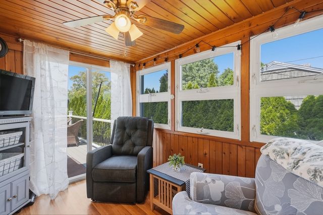 36 Glenn Road, Lowell, MA 01852