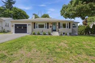 36 Glenn Road, Lowell, MA 01852