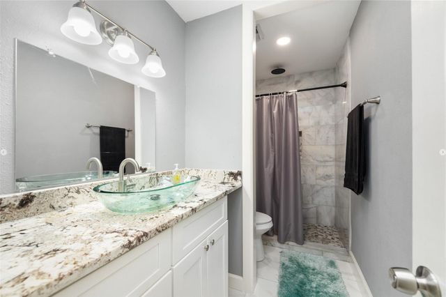11714 Fallwood Drive, Houston, TX 77065