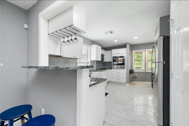 11714 Fallwood Drive, Houston, TX 77065