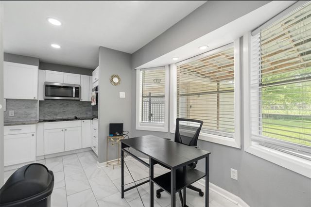 11714 Fallwood Drive, Houston, TX 77065