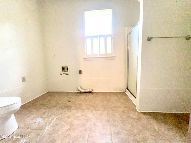 2101 20th Street, Gulfport, MS 39501