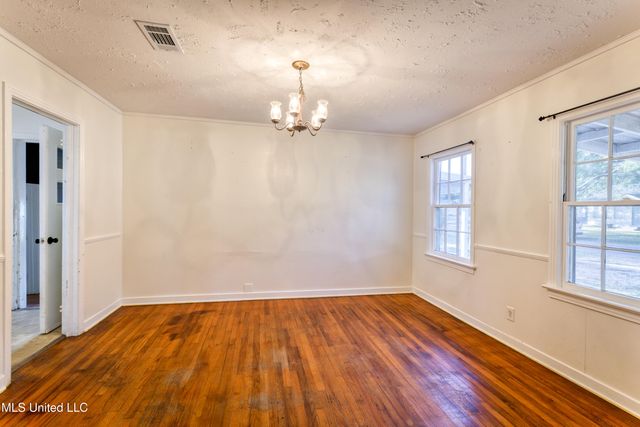2101 20th Street, Gulfport, MS 39501