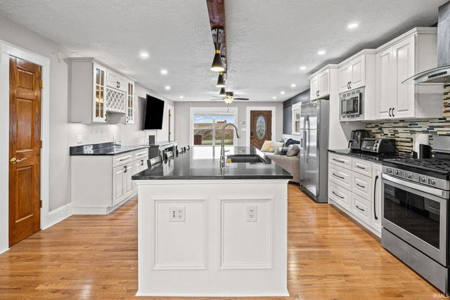 8013 W 510 S, West Point, IN 47992