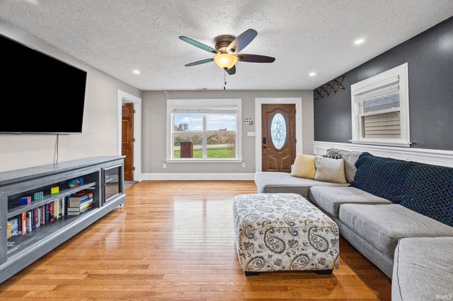 8013 W 510 S, West Point, IN 47992