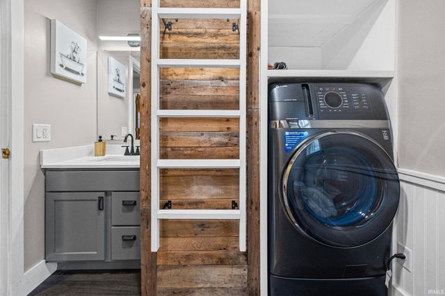 8013 W 510 S, West Point, IN 47992