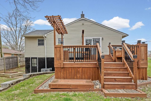 8013 W 510 S, West Point, IN 47992