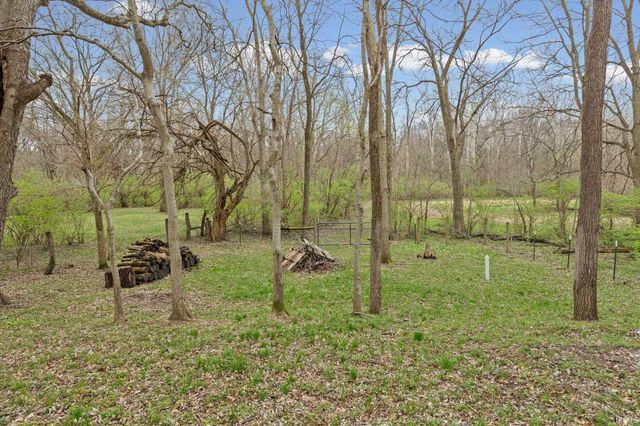 8013 W 510 S, West Point, IN 47992