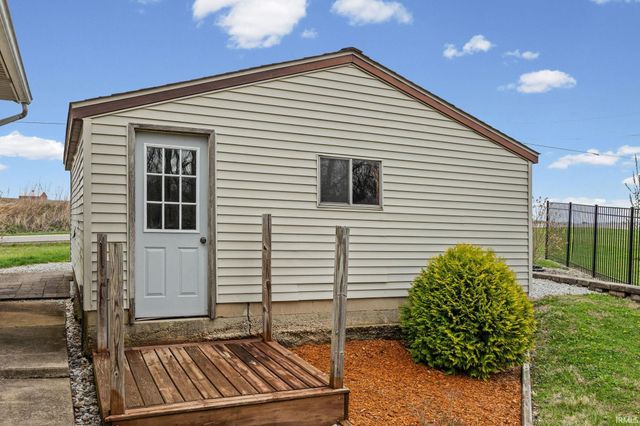 8013 W 510 S, West Point, IN 47992