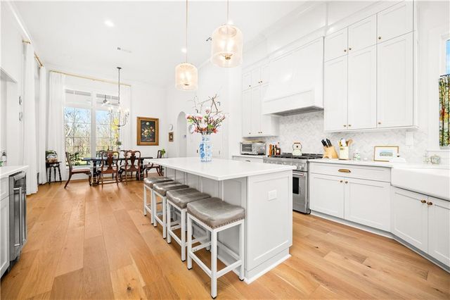 152 PECAN BAYOU Drive, Alexandria, LA 71303