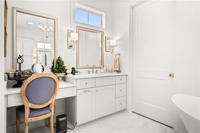 152 PECAN BAYOU Drive, Alexandria, LA 71303