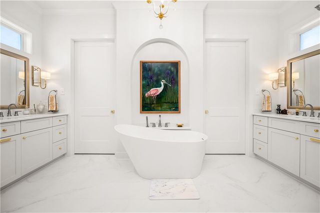 152 PECAN BAYOU Drive, Alexandria, LA 71303