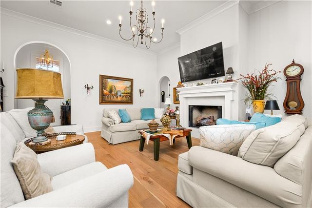 152 PECAN BAYOU Drive, Alexandria, LA 71303