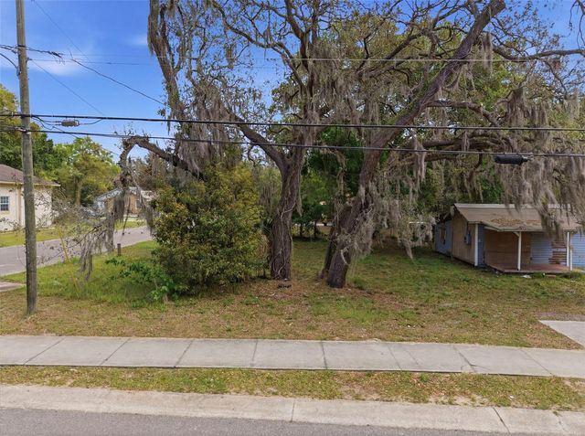 1301 S CENTRAL AVENUE, Apopka, FL 32703
