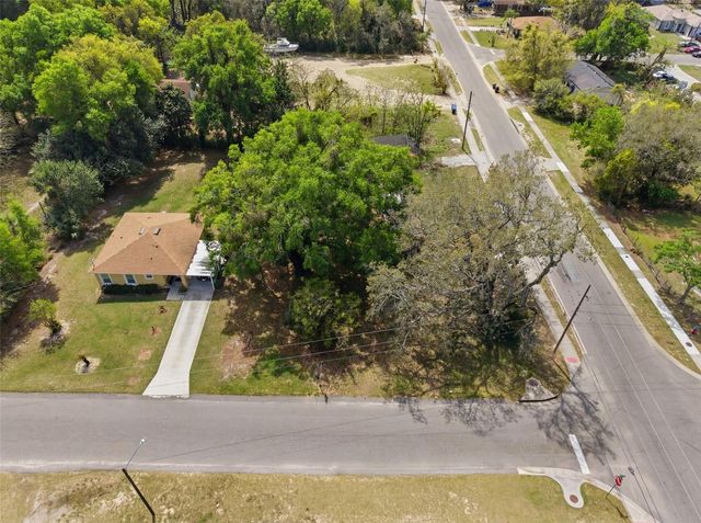1301 S CENTRAL AVENUE, Apopka, FL 32703