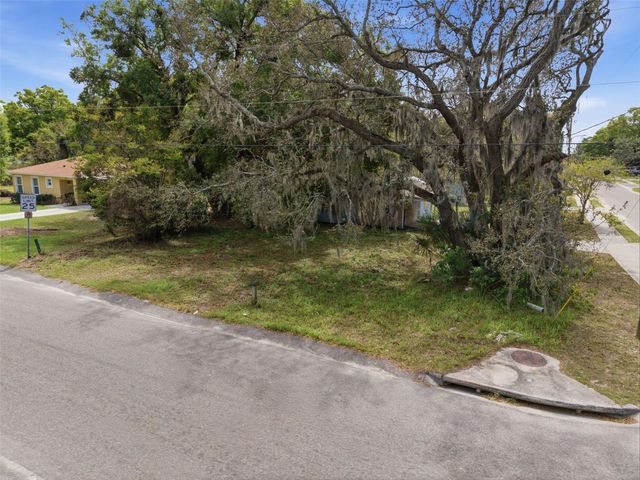 1301 S CENTRAL AVENUE, Apopka, FL 32703