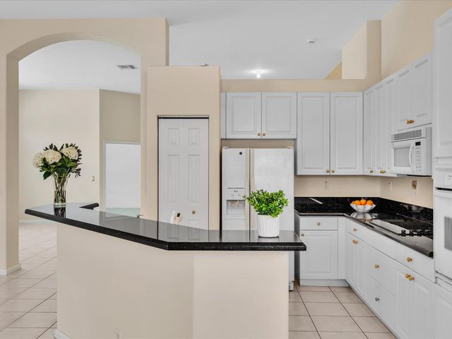 15299 Fiorenza Circle, Delray Beach, FL 33446