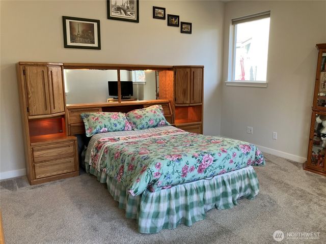 1784 Ashby Avenue NW, Poulsbo, WA 98370