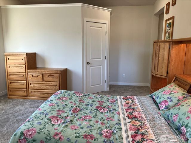 1784 Ashby Avenue NW, Poulsbo, WA 98370