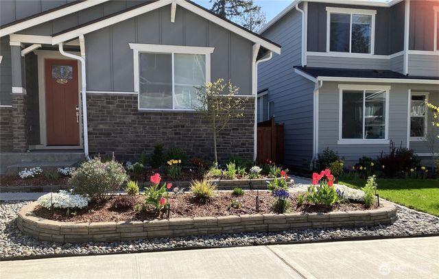 1784 Ashby Avenue NW, Poulsbo, WA 98370