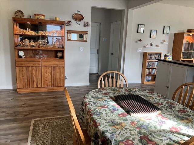 1784 Ashby Avenue NW, Poulsbo, WA 98370