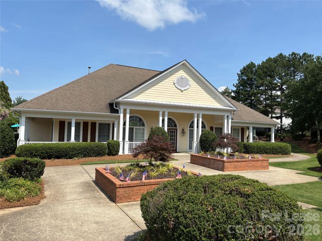 2435 Normancrest Court, Charlotte, NC 28270