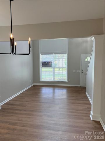 2435 Normancrest Court, Charlotte, NC 28270