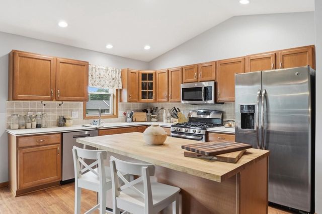 4383 Van Winkle Way, Deforest, WI 53532