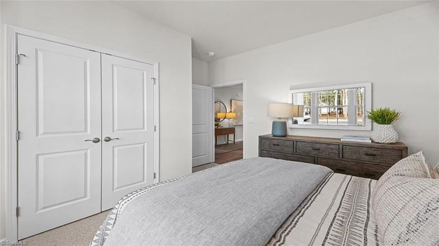 202 Mary Montrose Boulevard, Jamestown, NC 27282