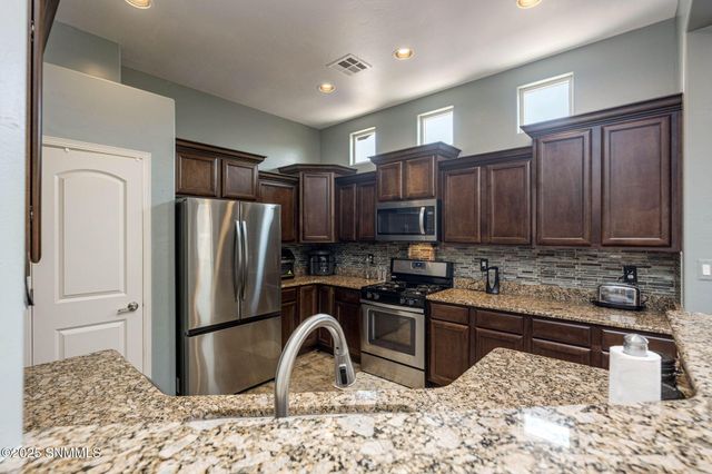 3562 Calle De Sierra, Las Cruces, NM 88012