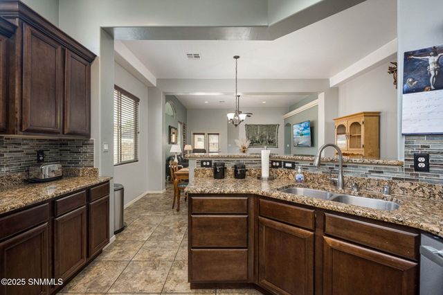 3562 Calle De Sierra, Las Cruces, NM 88012