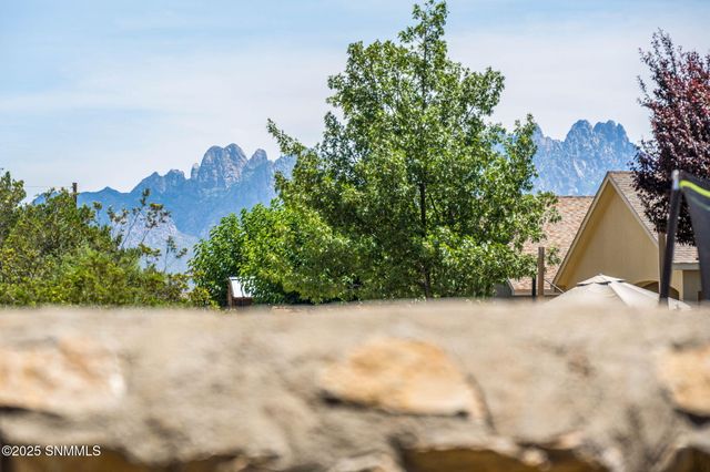3562 Calle De Sierra, Las Cruces, NM 88012