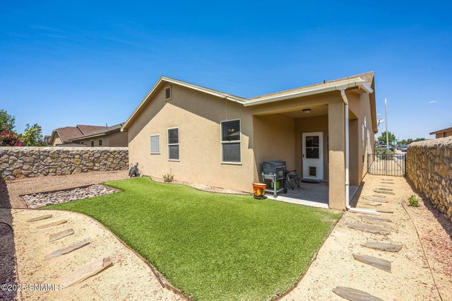 3562 Calle De Sierra, Las Cruces, NM 88012