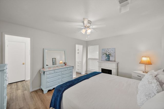 2125 Valleydale Drive, Arlington, TX 76013